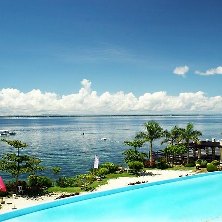 La Mirada Residence , Large 1 Bedroom Condo, Beaches , 3 Pools, Ocean Views, Fast Wifi, Netflix, Breakfast Included Lapu-Lapu City Bilik gambar