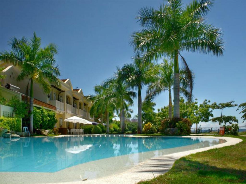 La Mirada Residence , Large 1 Bedroom Condo, Beaches , 3 Pools, Ocean Views, Fast Wifi, Netflix, Breakfast Included Lapu-Lapu City Bilik gambar