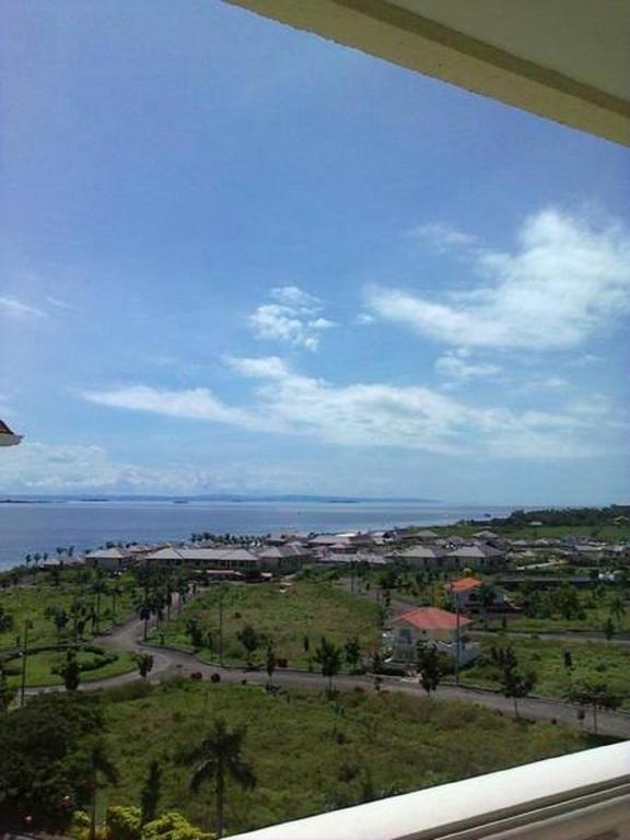 La Mirada Residence , Large 1 Bedroom Condo, Beaches , 3 Pools, Ocean Views, Fast Wifi, Netflix, Breakfast Included Lapu-Lapu City Luaran gambar